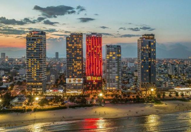 Radisson RED Đà Nẵng: Nghỉ dưỡng sành điệu bên biển Mỹ Khê